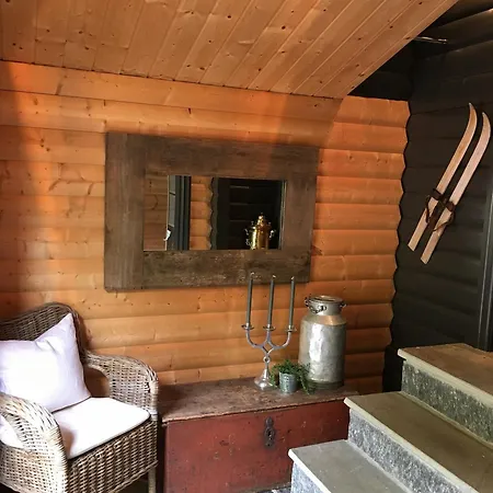 Cozy Family Friendly Cabin 度假居 *